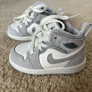 Toddler Jordan White and Gray Sneakers